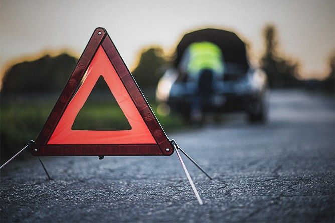 Safety-Triangle-In-Front-Of-Car