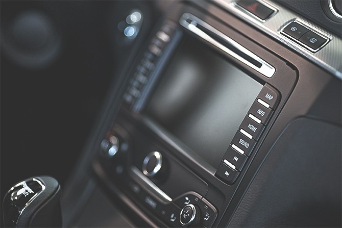 car-console-display