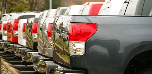 Row-of-Trucks-On-Dealer-Lot