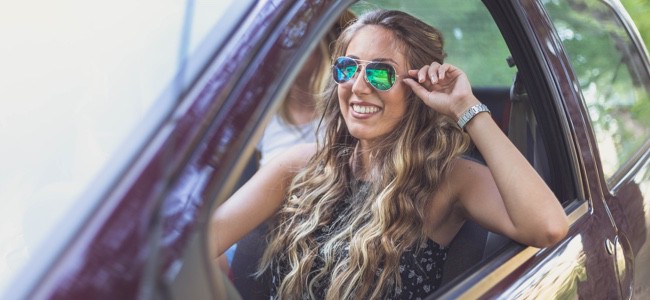 Teen-Girl-Driving-Car