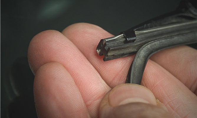 Split-Windshield-Wipers